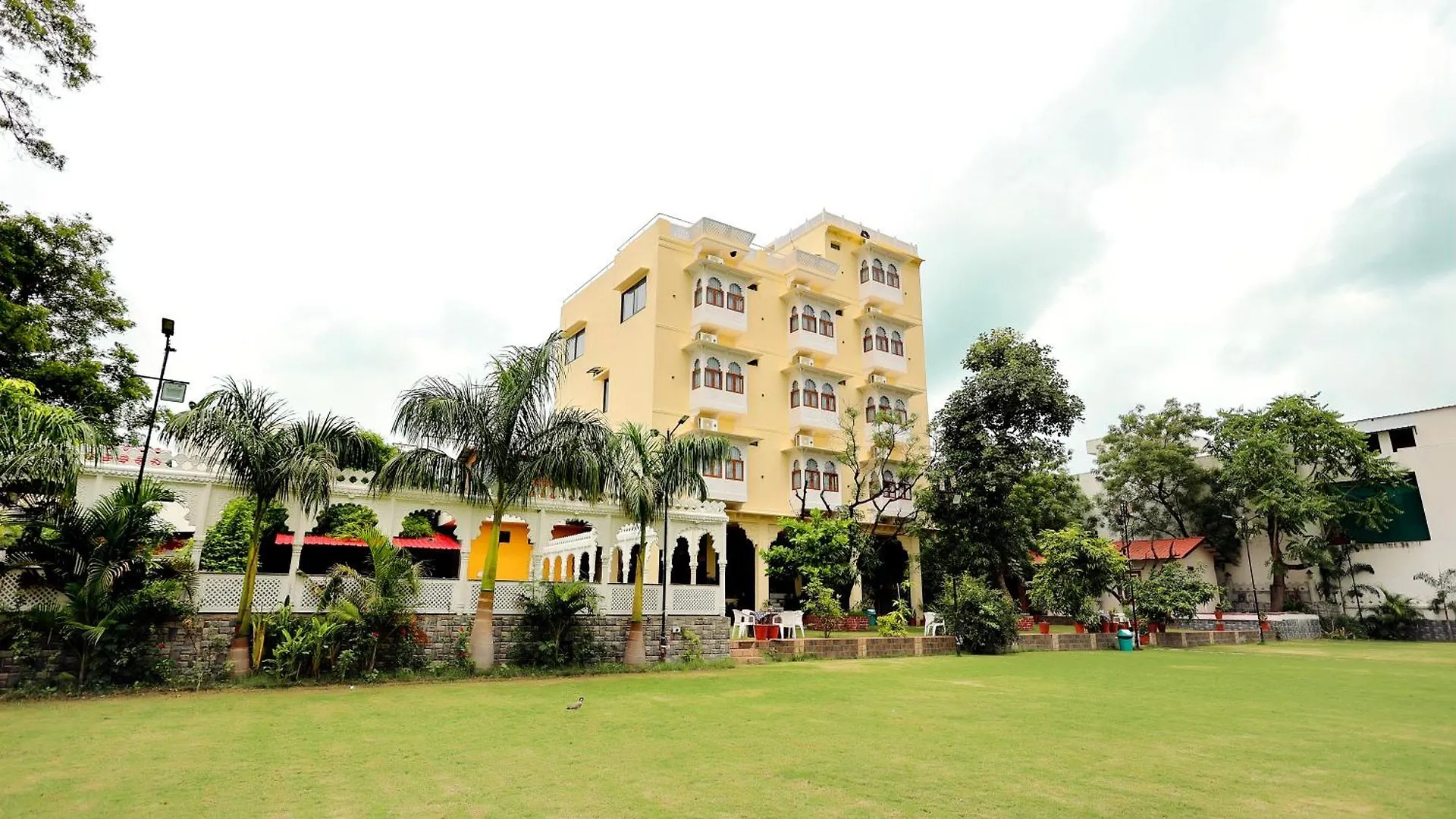 Manas Resort By Rudrakshi Udaipur 3*,  India
