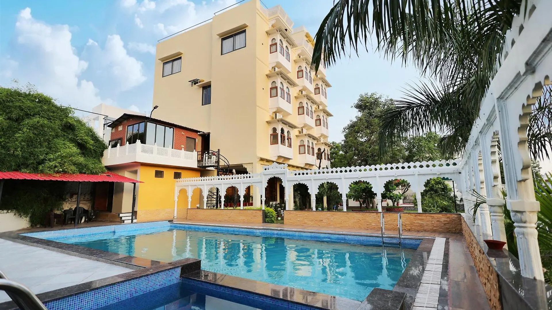 Hotel Manas Resort By Rudrakshi Udaipur