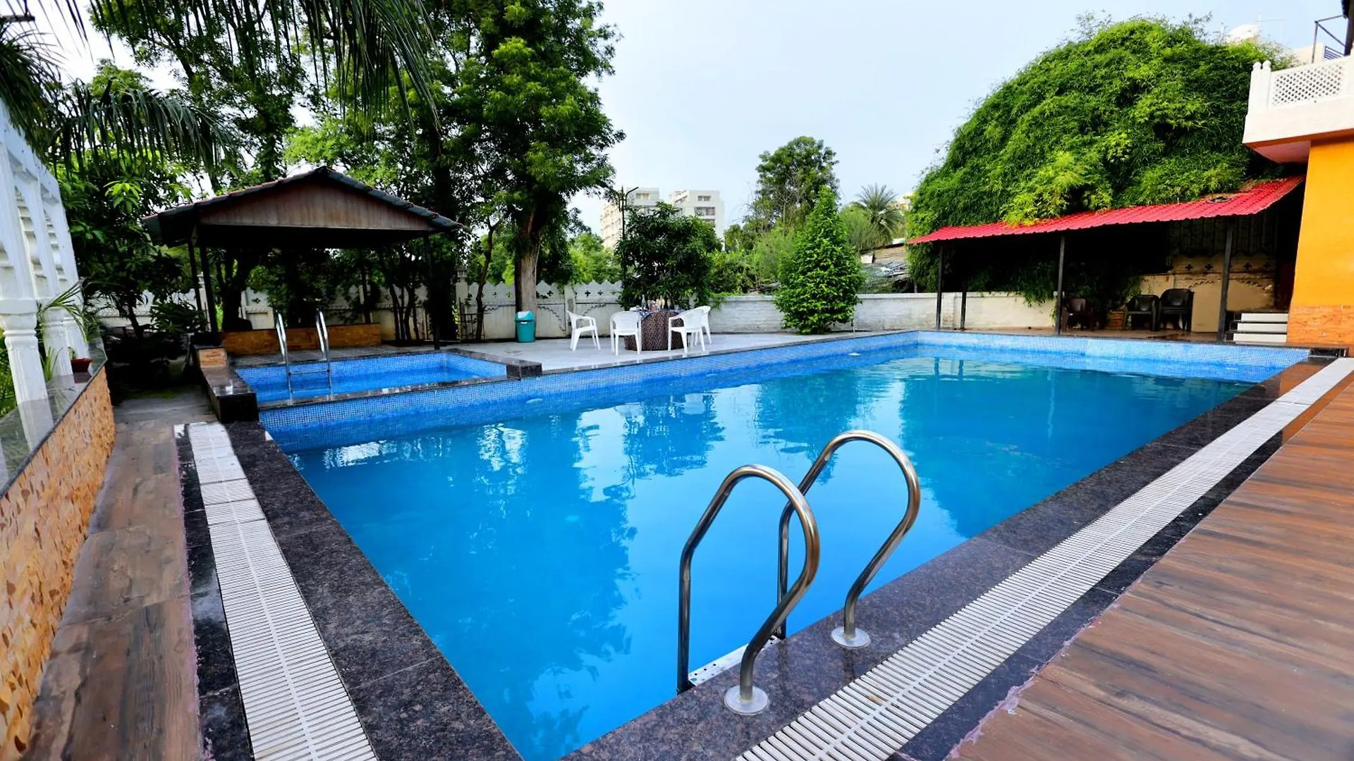 Manas Resort By Rudrakshi Udaipur Hotel